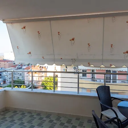 Apartment Spacious 2 Bedroom In