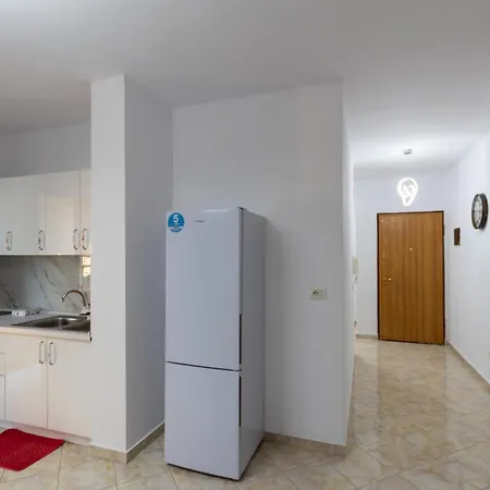 Daire Spacious 2 Bedroom In *